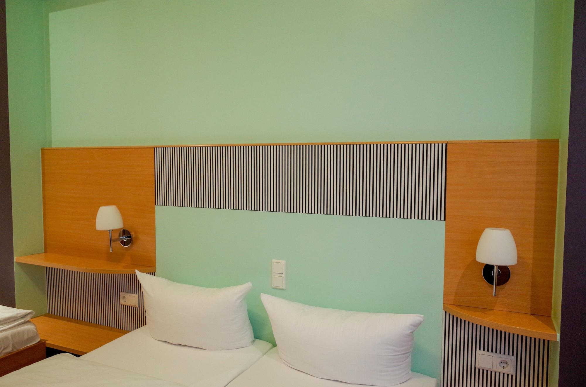 Hotel Sachsenhof Berlin Bagian luar foto