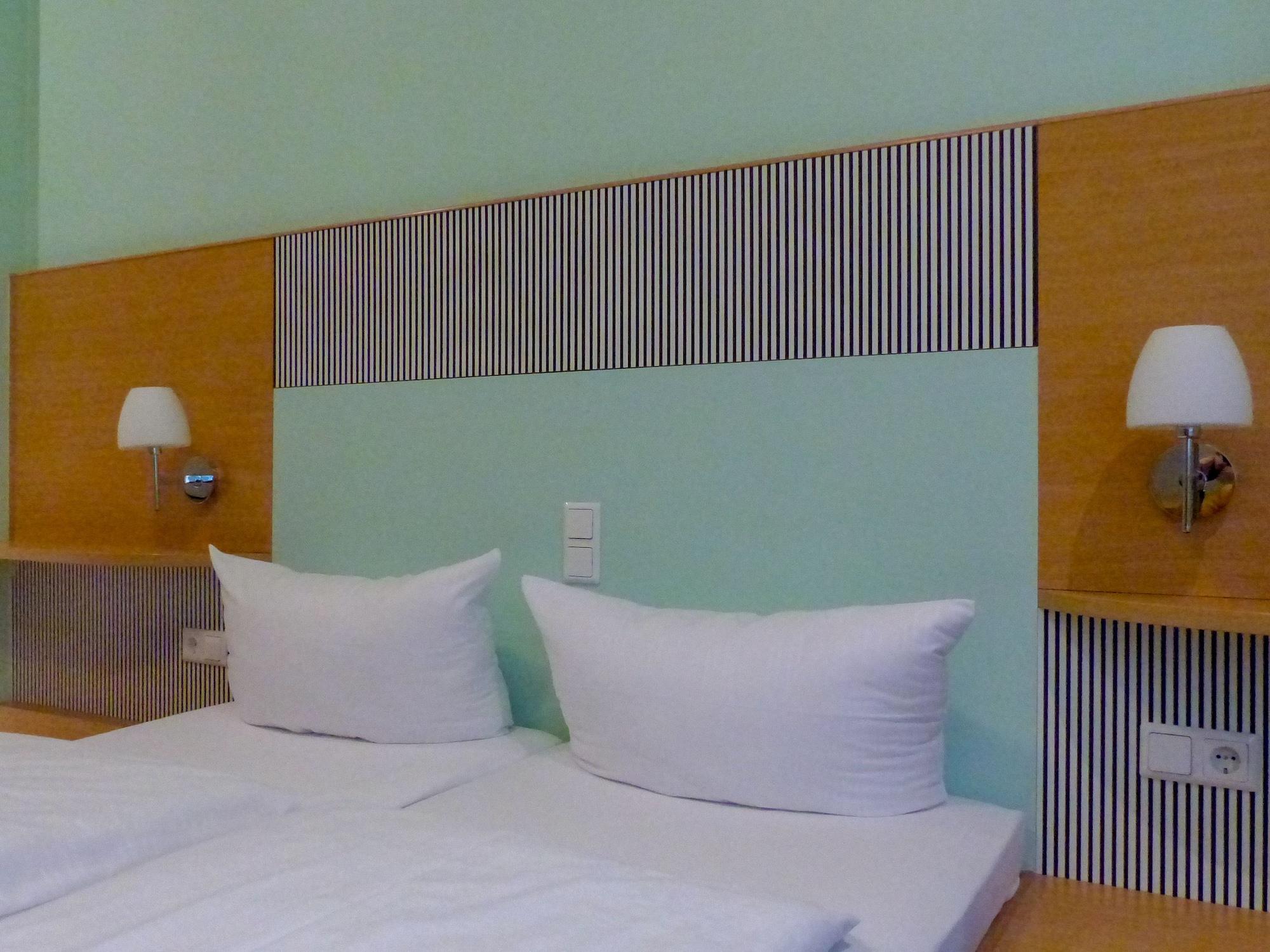 Hotel Sachsenhof Berlin Bagian luar foto