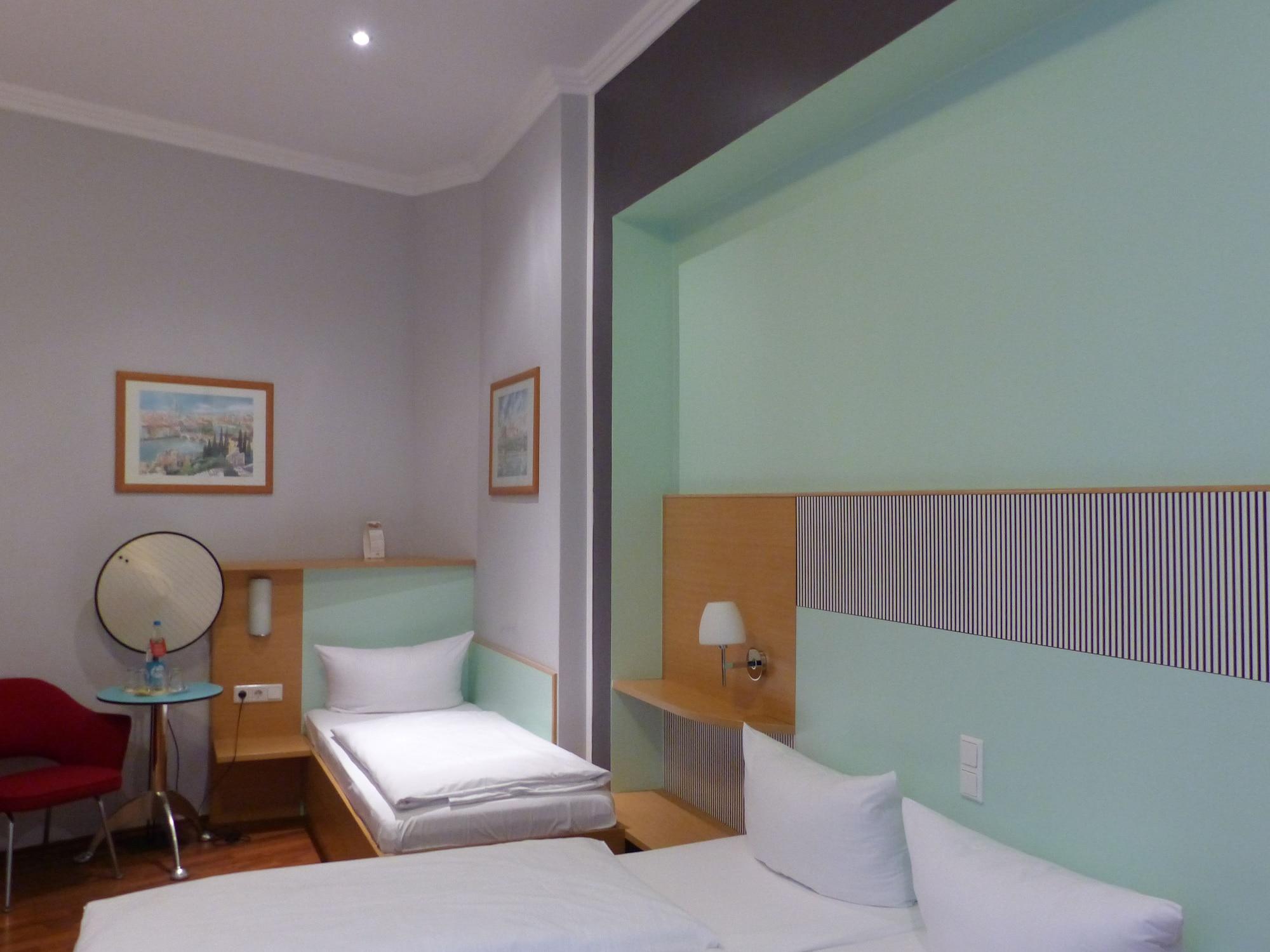 Hotel Sachsenhof Berlin Bagian luar foto