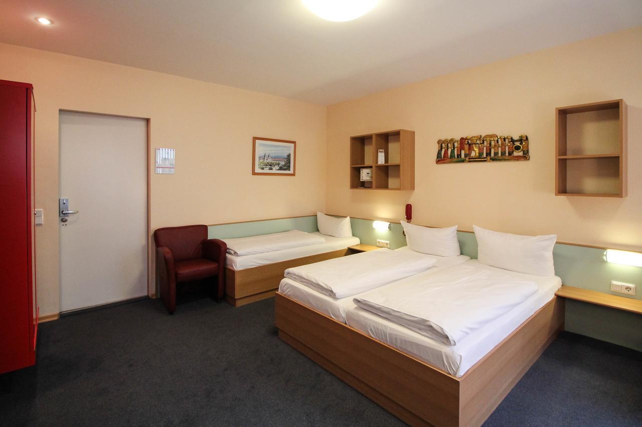 Hotel Sachsenhof Berlin Bagian luar foto